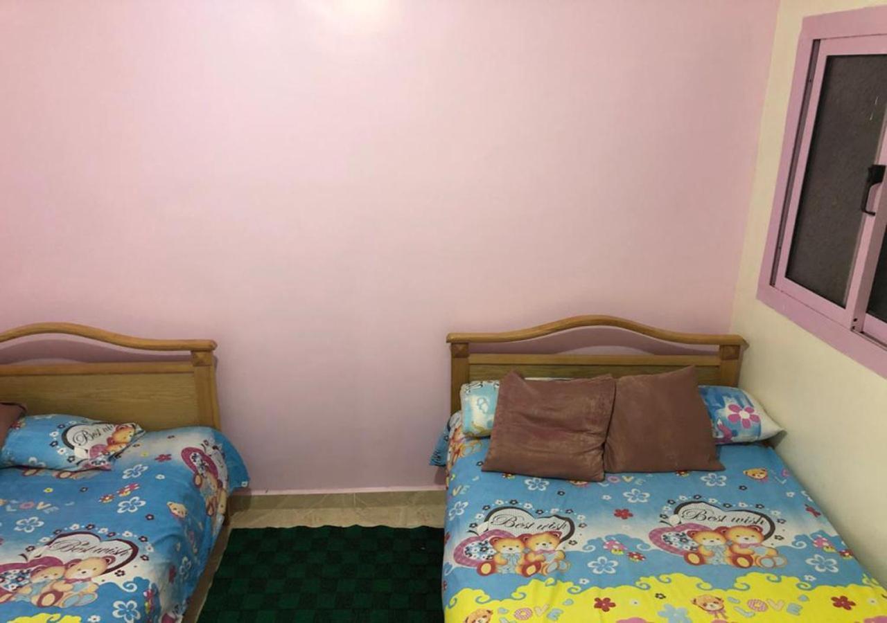 Ac, Wi-Fi Shahrazad Beach Apartment-2 İskenderiye Dış mekan fotoğraf
