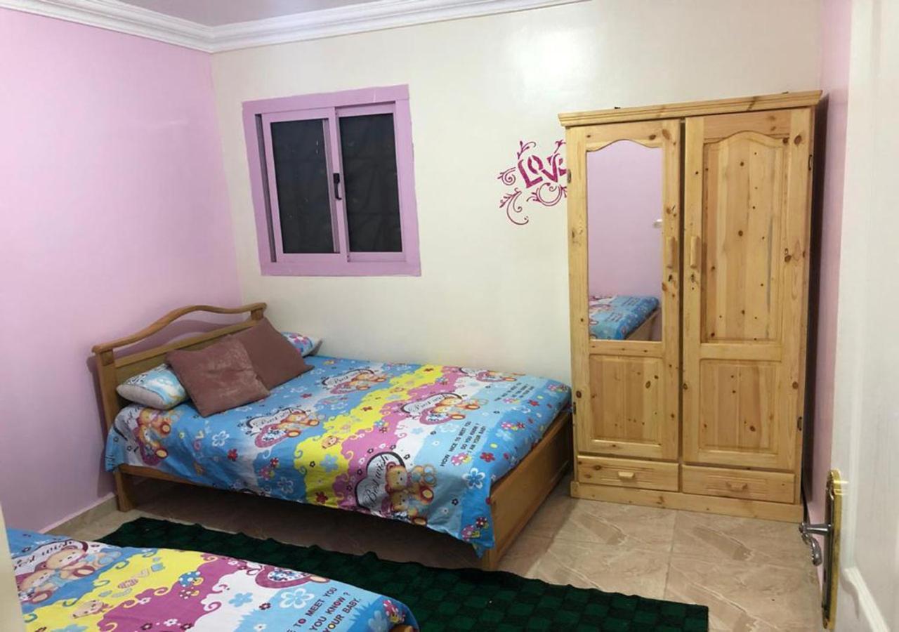 Ac, Wi-Fi Shahrazad Beach Apartment-2 İskenderiye Dış mekan fotoğraf